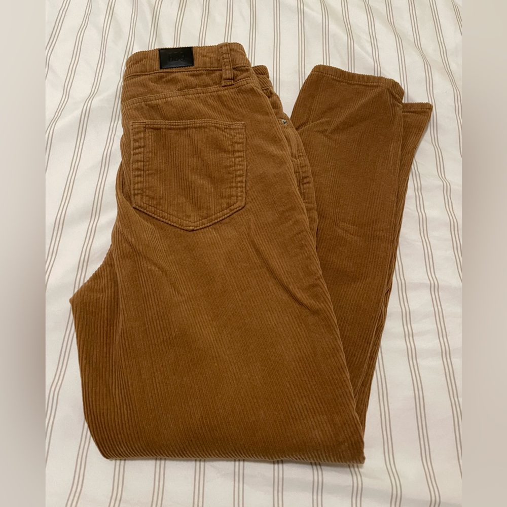BDG brown corduroy high waist, strait leg, full length pants size 28.